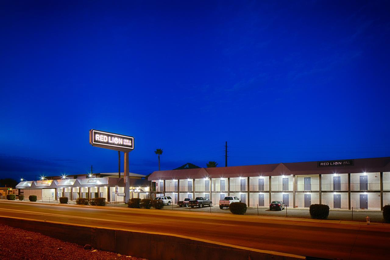 Red Lion Inn & Suites Tucson Downtown Exterior foto